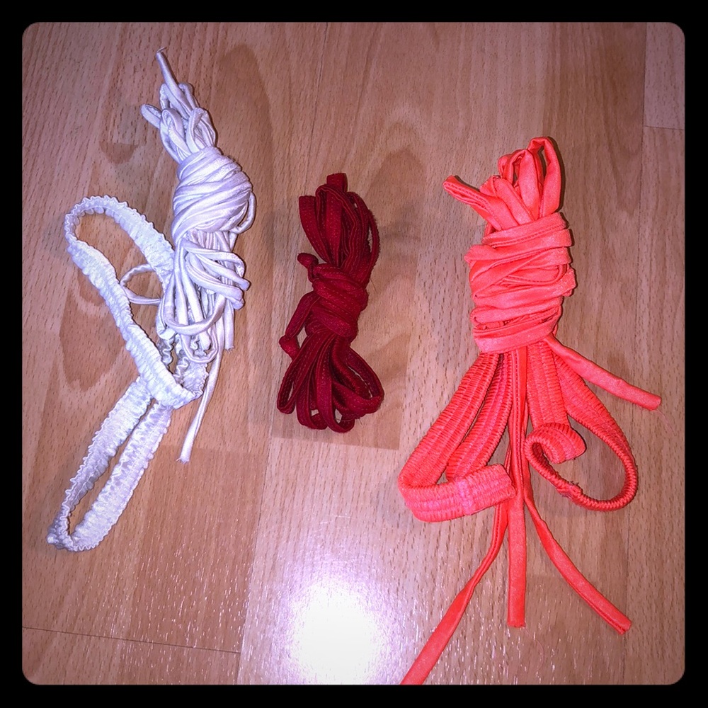 Garter leg straps